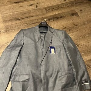Portabella New York Men’s Silver Suit